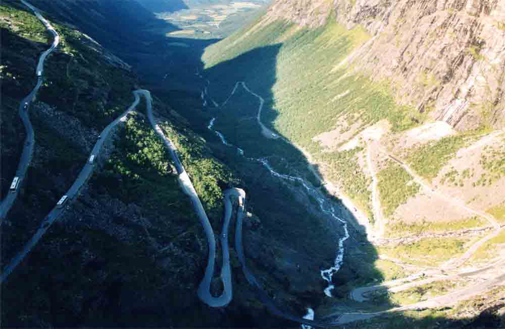 Noruega 014 - montes de los Trolls - 2001.jpg